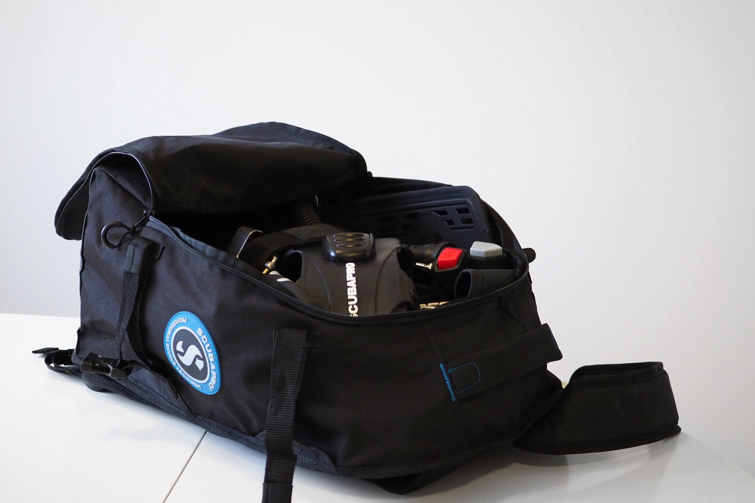 Hydros Pro Travel Backpack