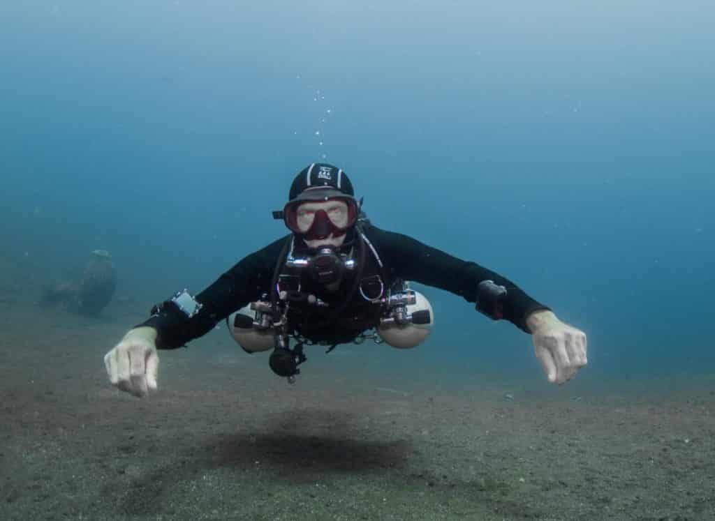 Sidemount Diving Regulator Position Bluewaterokc Bluewater Divers